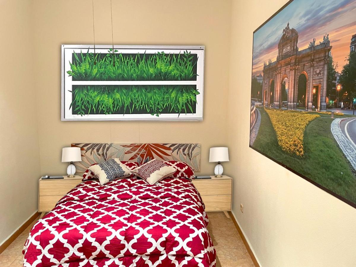Bed and Breakfast Sol Montera & Parking Tph à Madrid Extérieur photo