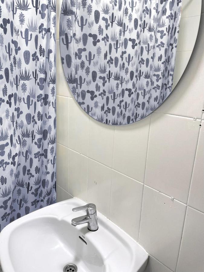 Bed and Breakfast Sol Montera & Parking Tph à Madrid Extérieur photo