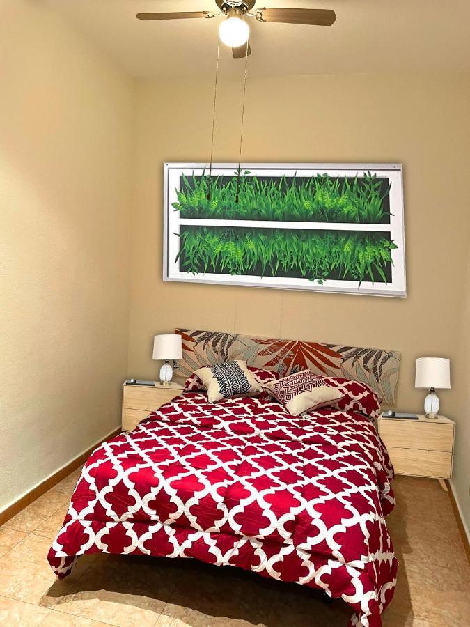Bed and Breakfast Sol Montera & Parking Tph à Madrid Extérieur photo