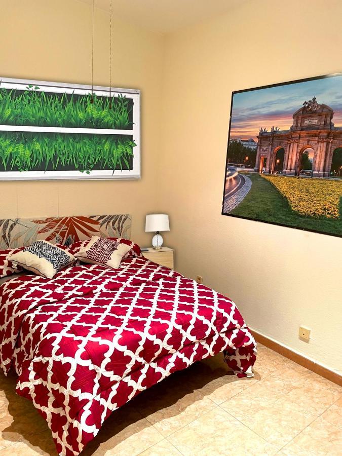 Bed and Breakfast Sol Montera & Parking Tph à Madrid Extérieur photo